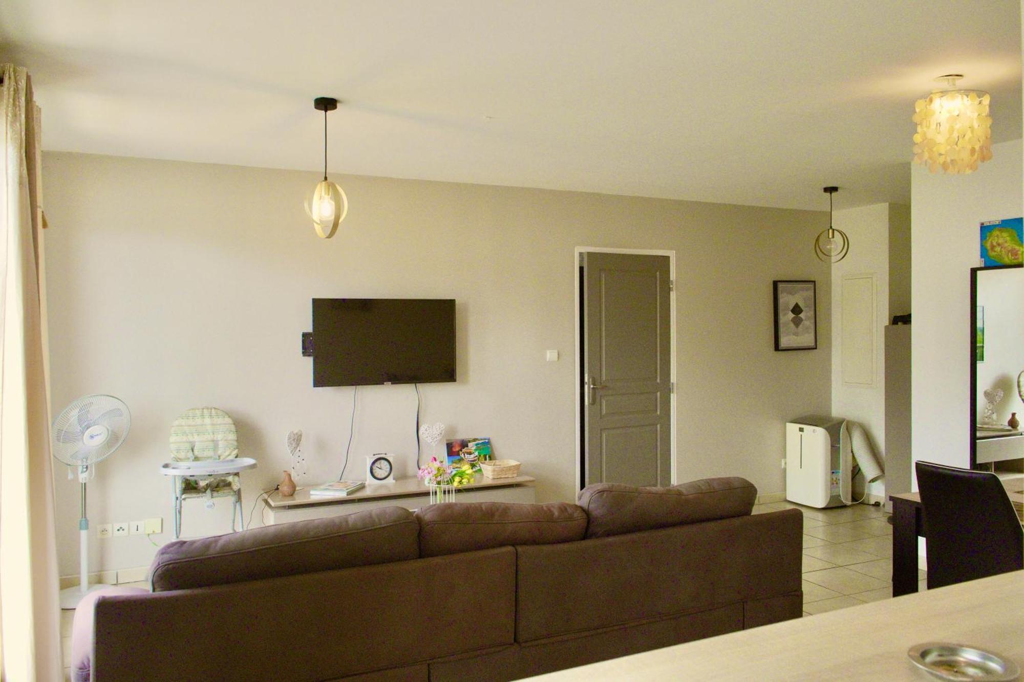 Les Balcons Du Theatre Apartment Saint-Gilles-les Bains Bagian luar foto
