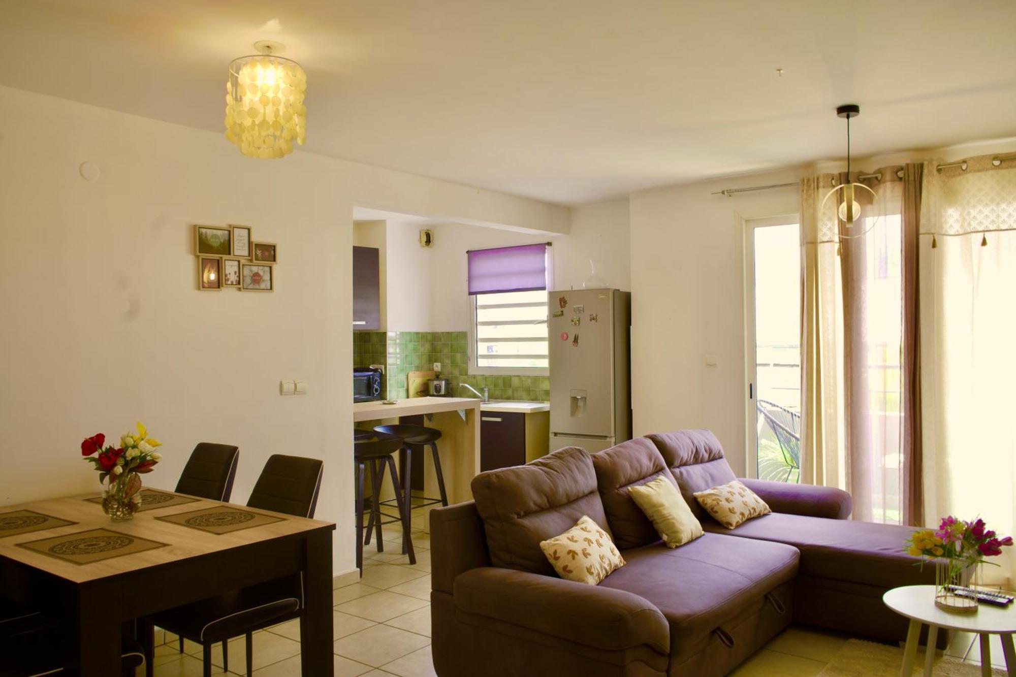 Les Balcons Du Theatre Apartment Saint-Gilles-les Bains Bagian luar foto